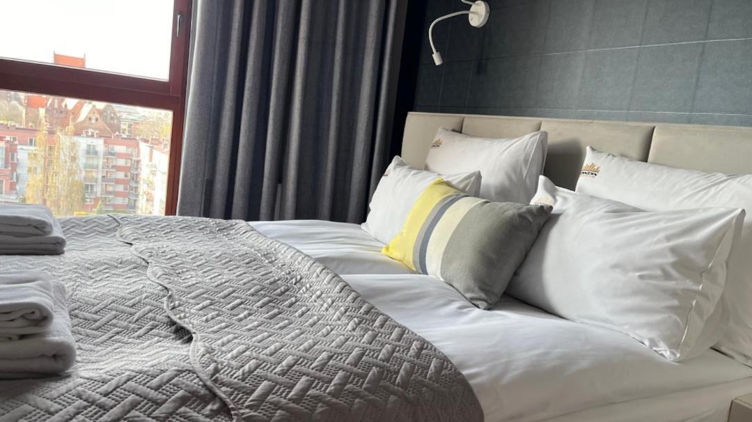 Apartmán Waterlane Island - Riverview Pool, Spa, Gym & Parking By Downtown *