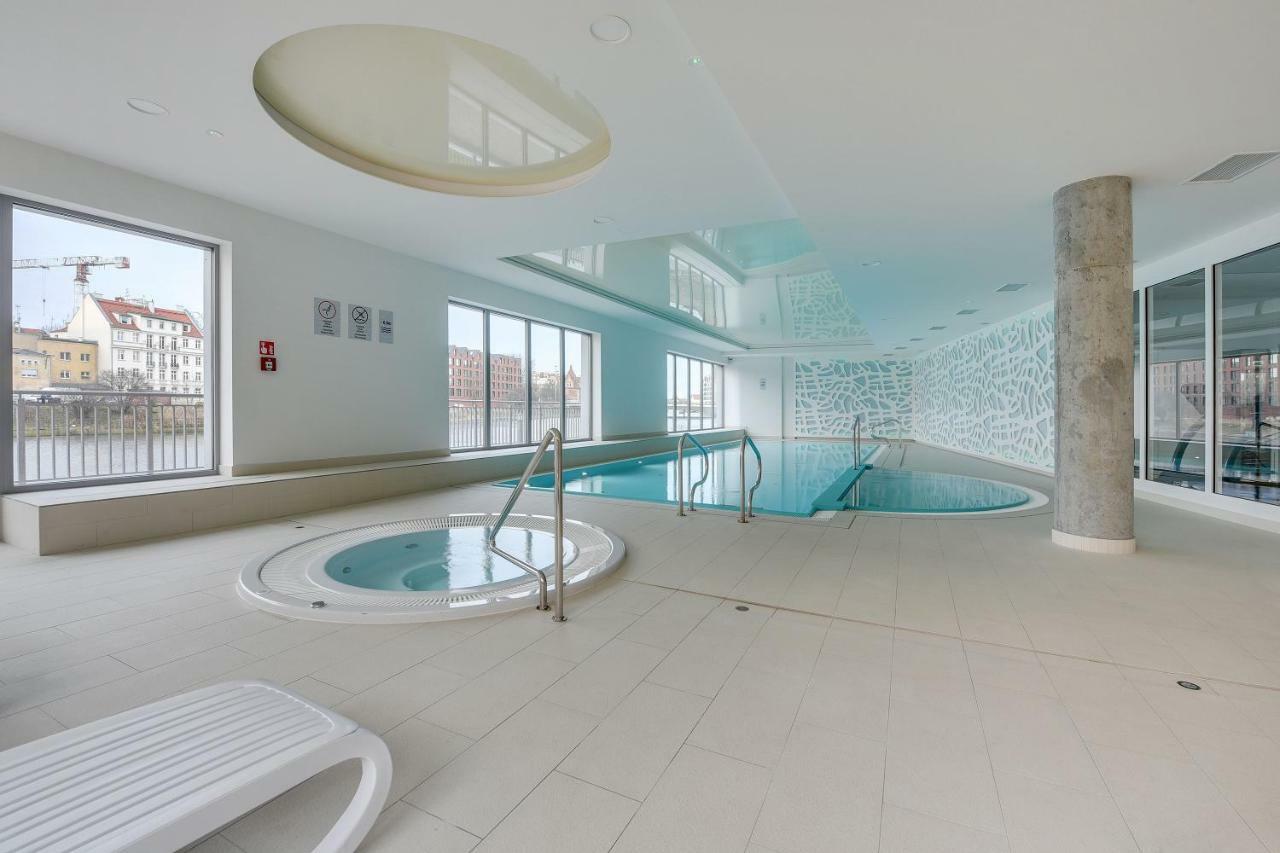Apartmán Waterlane Island - Riverview Pool, Spa, Gym & Parking By Downtown *